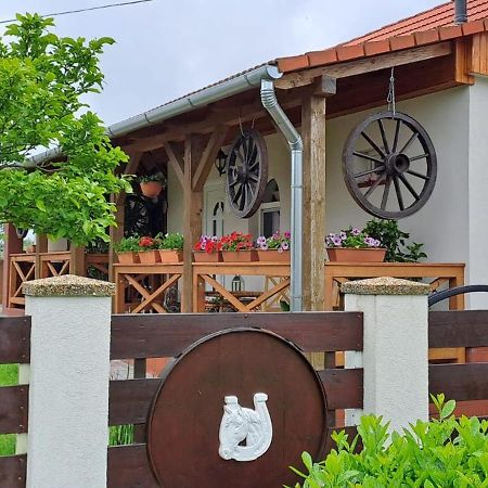 Manipura Villa Muraszemenye Bagian luar foto
