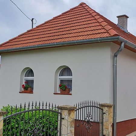 Manipura Villa Muraszemenye Bagian luar foto